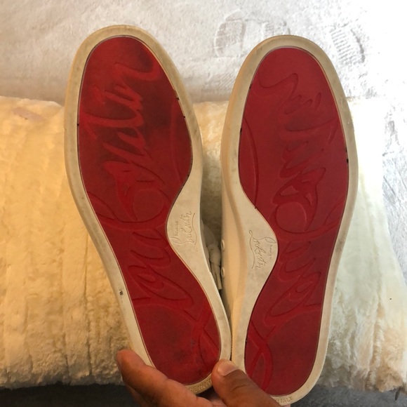 🖕🏽poshmark they kept my authentic shoes - Picture 6 of 7